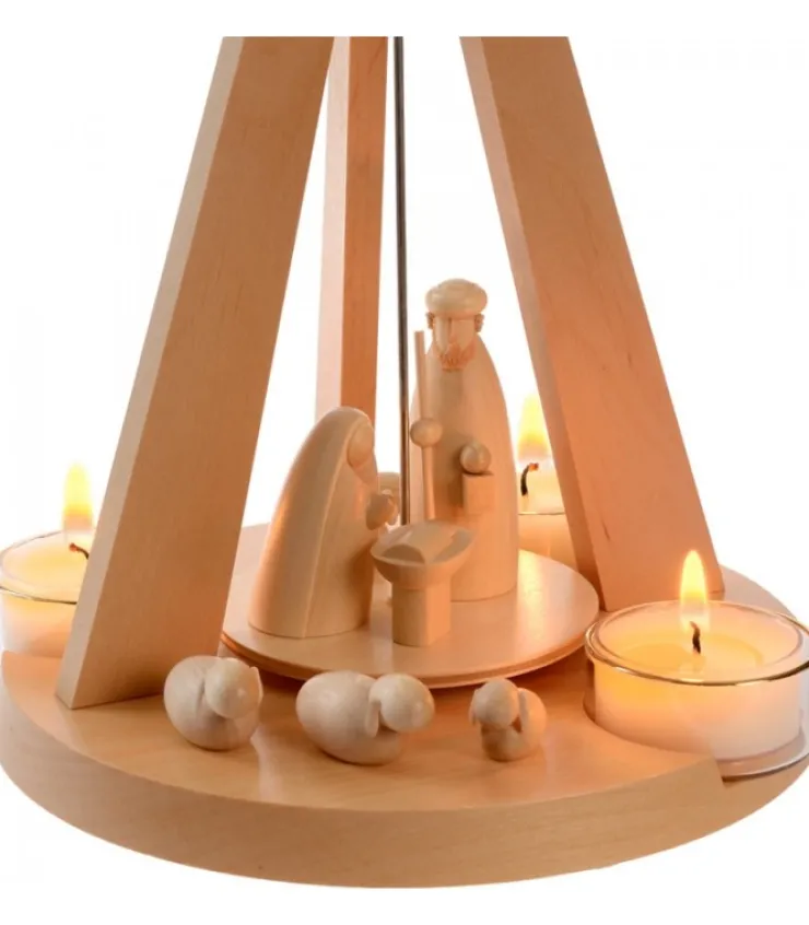 pyramide_de_nol_bois_au_design_moderne_10.webp Schalling, crèche moderne Pyramide De Noël Bois Au Design Moderne